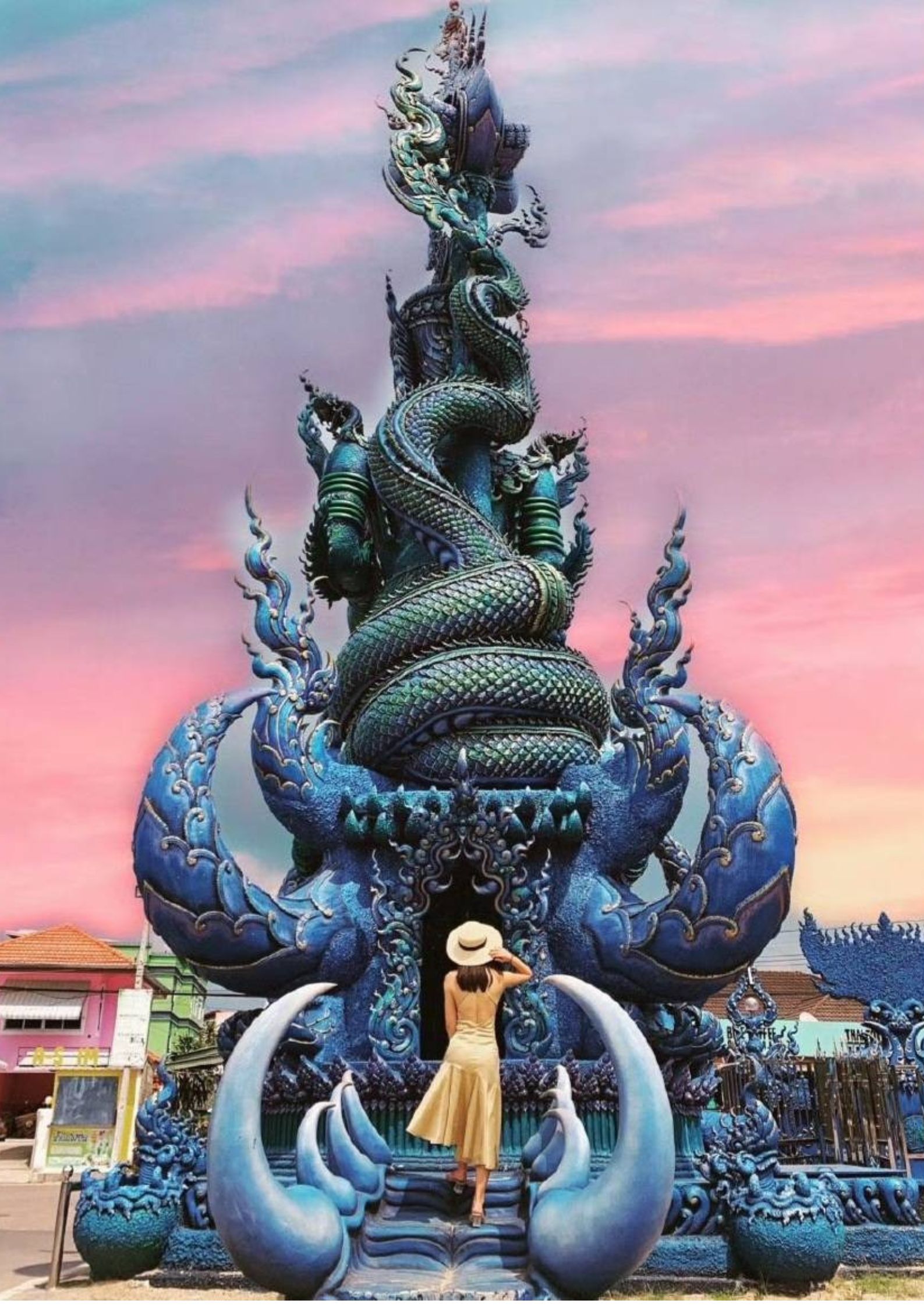 Blue Temple Chiang Rai with modern Buddhist design and striking blue architecture.